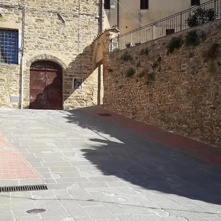 Poggio La Grognola 3*