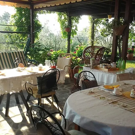 Poggio La Grognola Bed & Breakfast