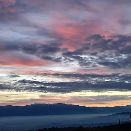 Poggio La Grognola Bed and Breakfast 3*