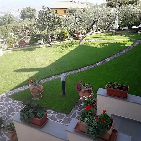 Poggio La Grognola 3*