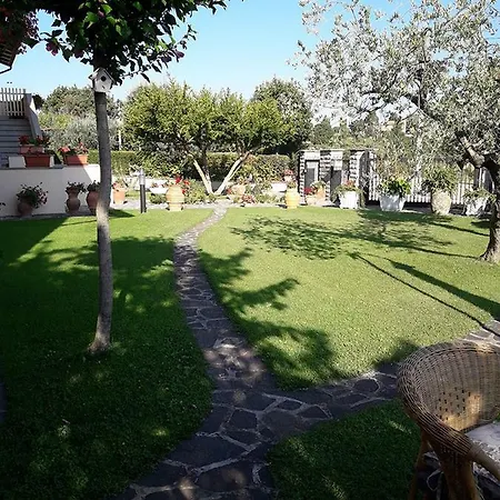 Poggio La Grognola B&B 칸나라