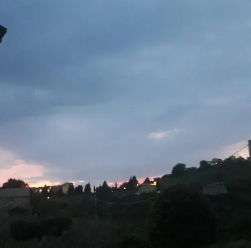 Nocleg ze śniadaniem Poggio La Grognola 3*